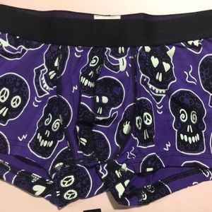 MeUndies skull NEW trunk small skull face glows in dark